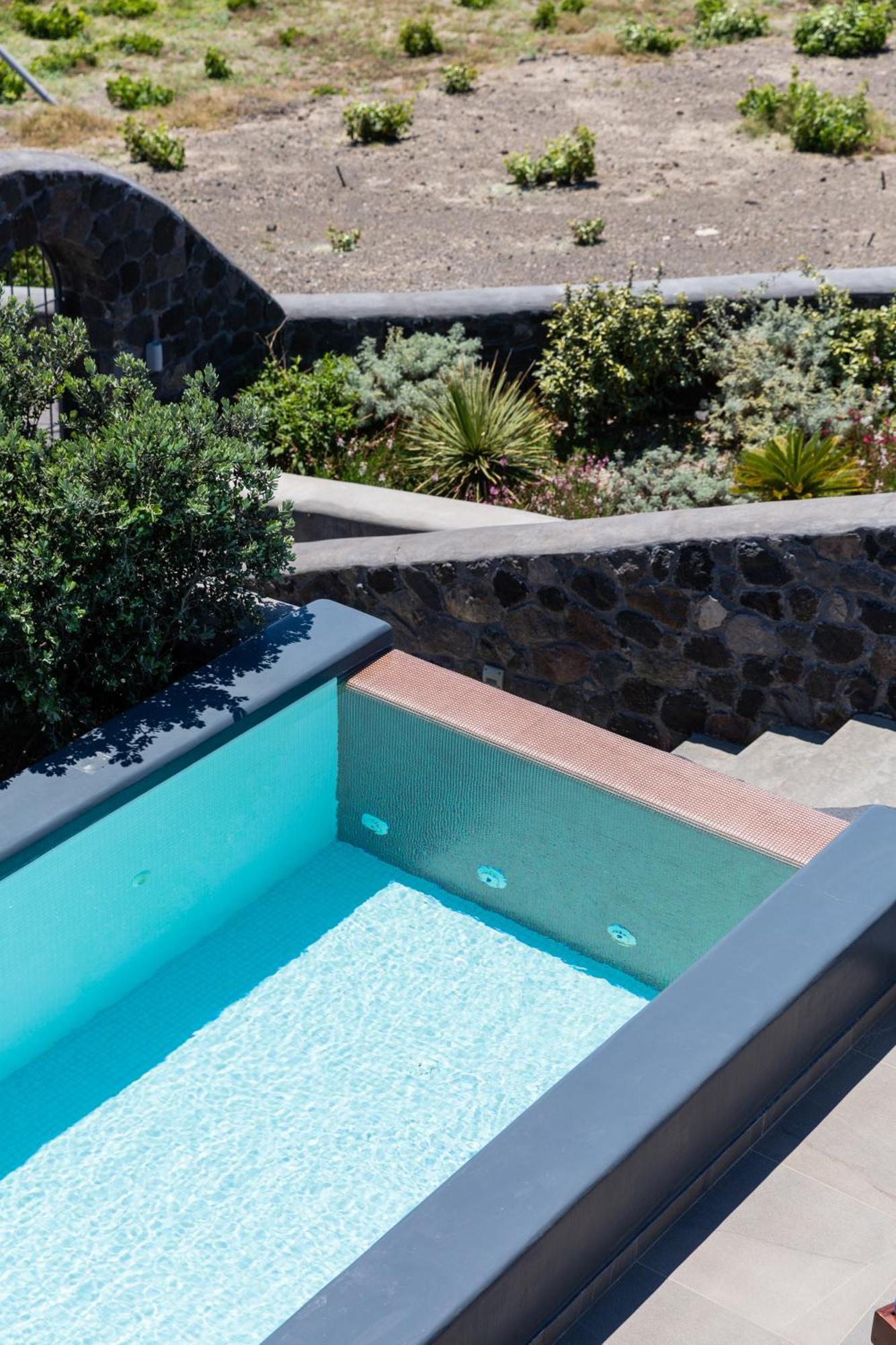 Soil Of Sun Luxury Villas เมกาโลคอรี ภายนอก รูปภาพ